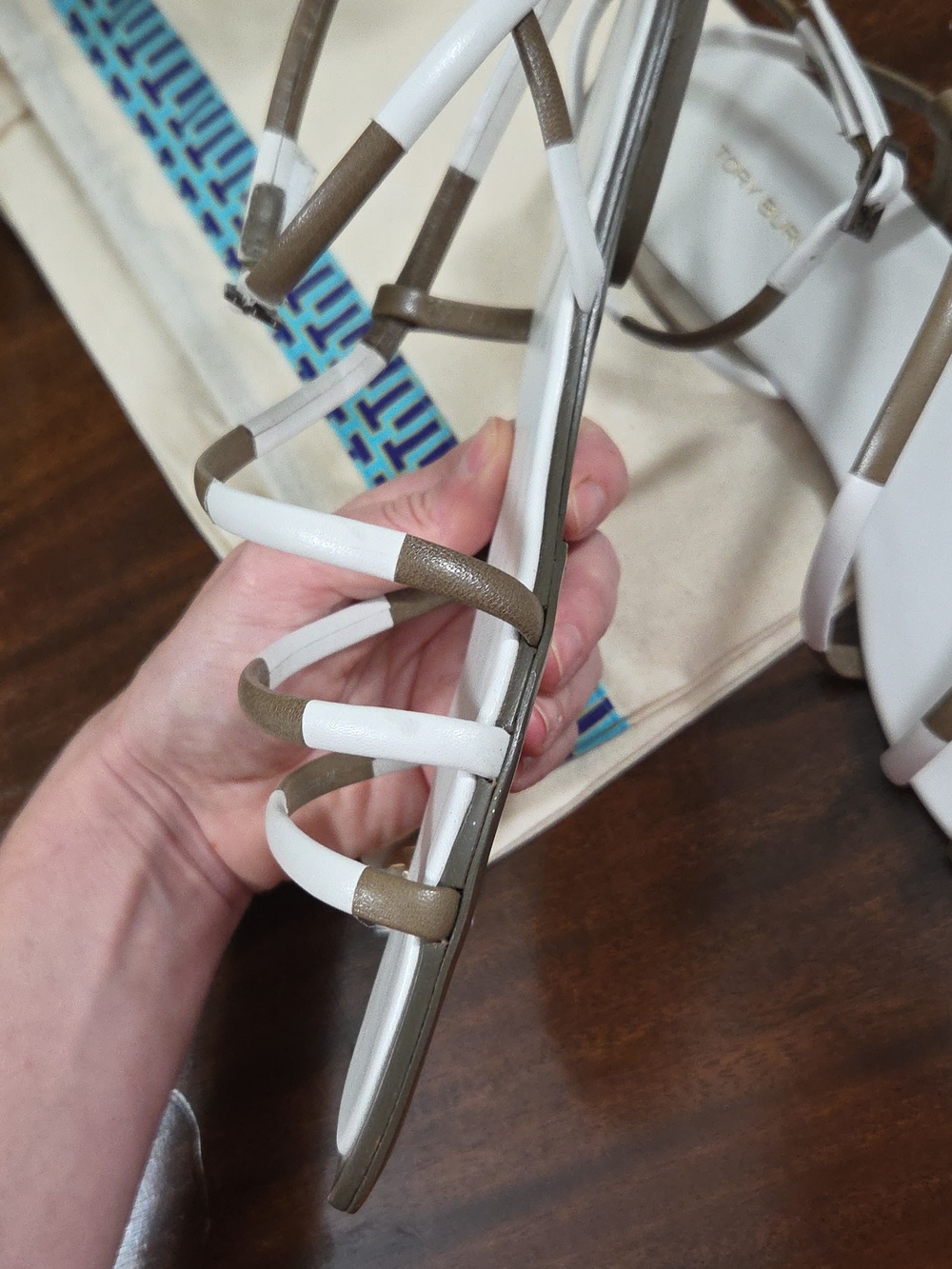 Tory Burch Brand New Never Worn White and Taupe Multi-Strap Flat Sandals 7M - Picture 6 of 9